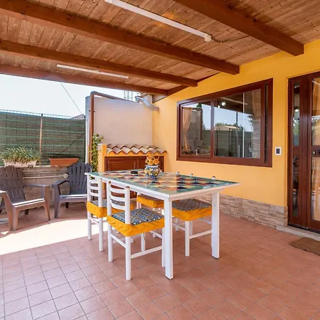 Villa Luana Con Piscina