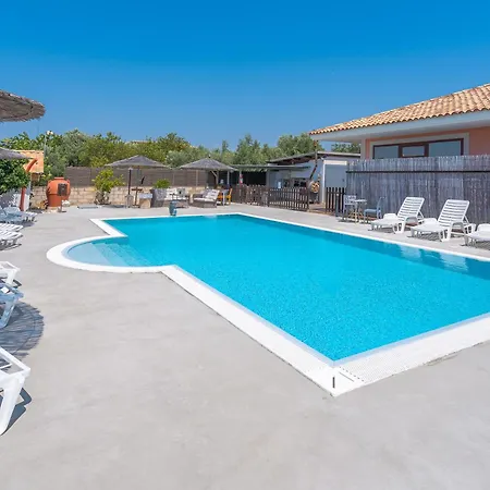 Villa Luana Con Piscina