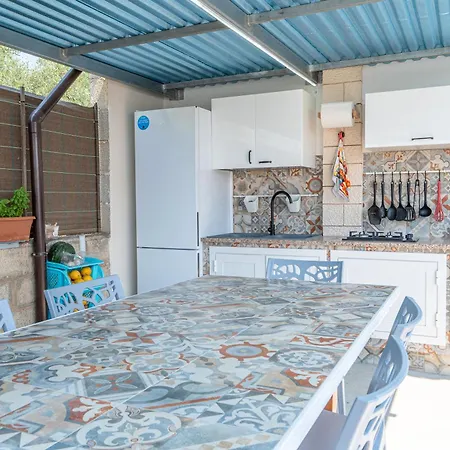 Villa Luana Con Piscina