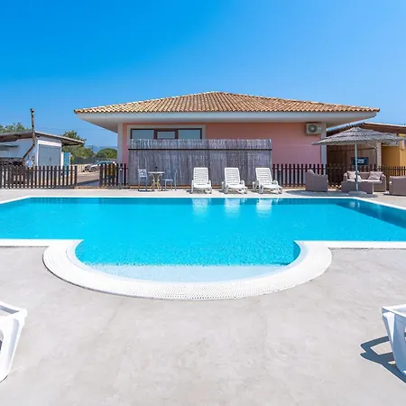 Villa Luana Con Piscina *